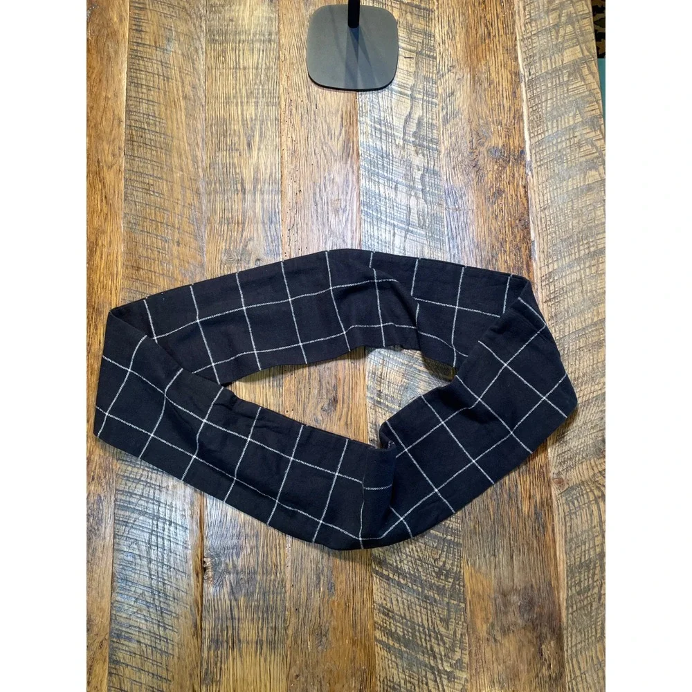 Ski Black White Windowpane Check Scarf Rectangular Grid Pattern Accessory‎